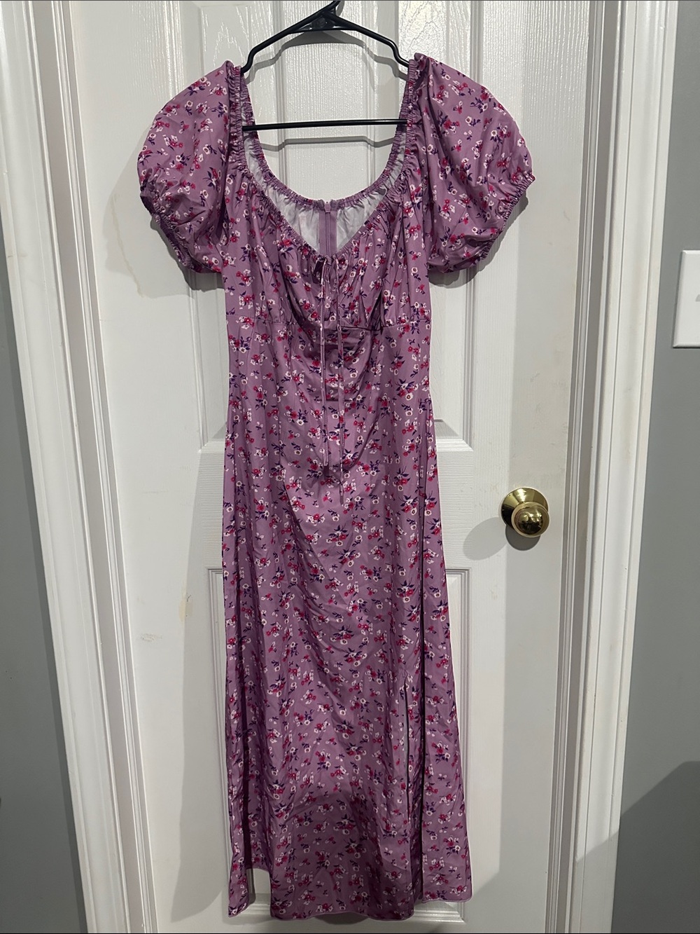 Lilac Floral Puff-Sleeve Maxi Dress